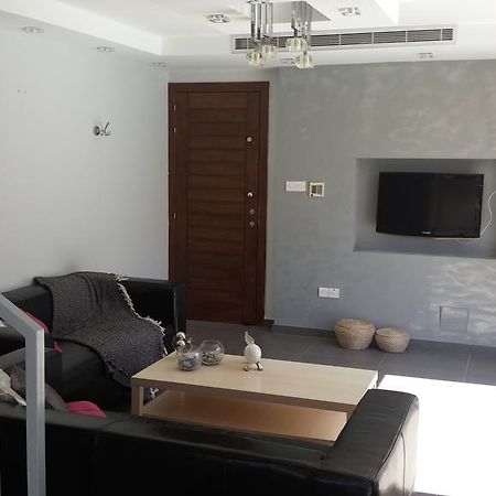 Palms Resort Apartments Alethriko Chambre photo