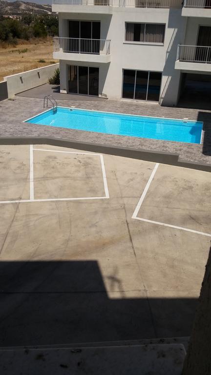 Palms Resort Apartments Alethriko Chambre photo